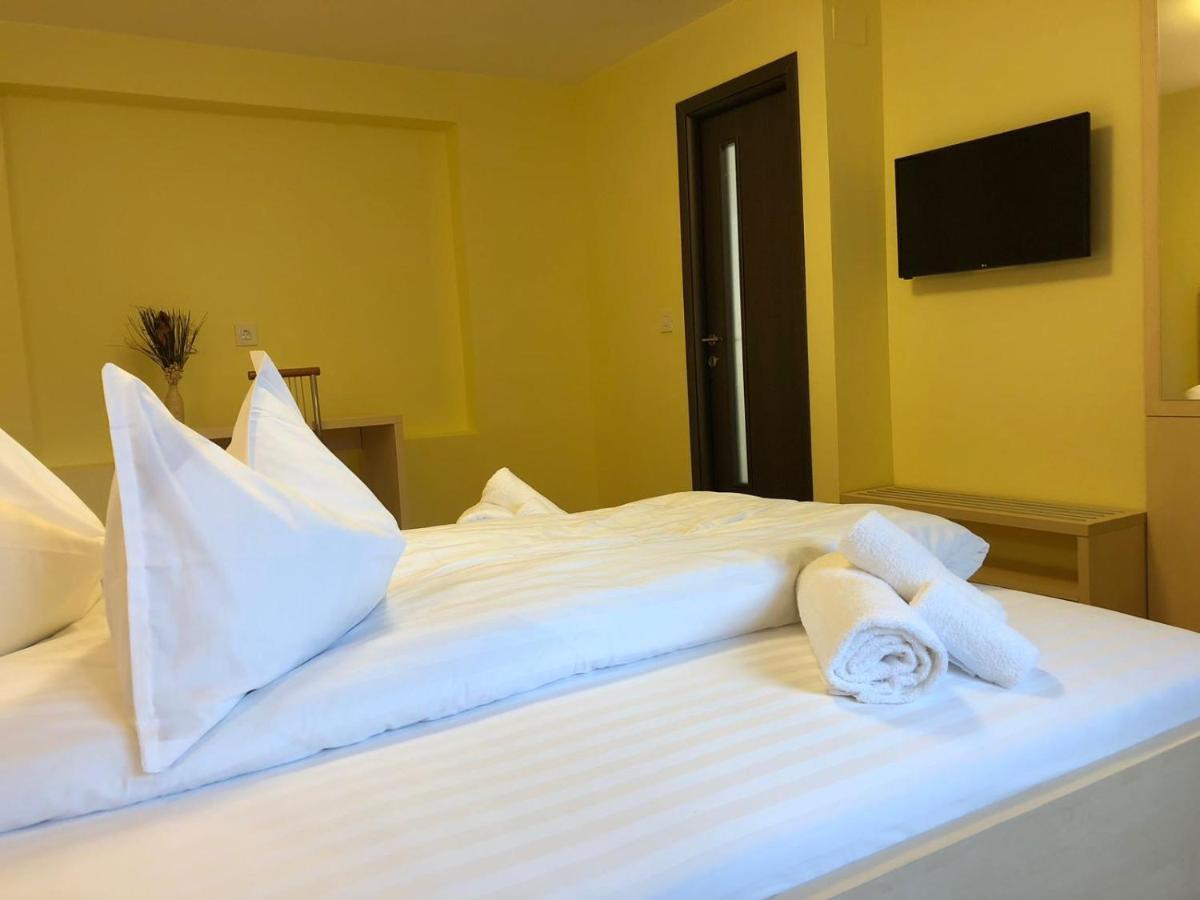 Vila Toscana Timisoara Luaran gambar
