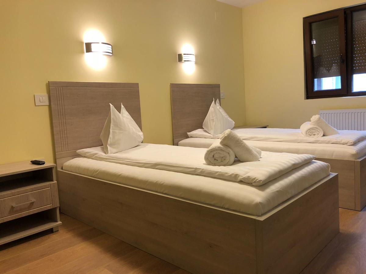Vila Toscana Timisoara Luaran gambar