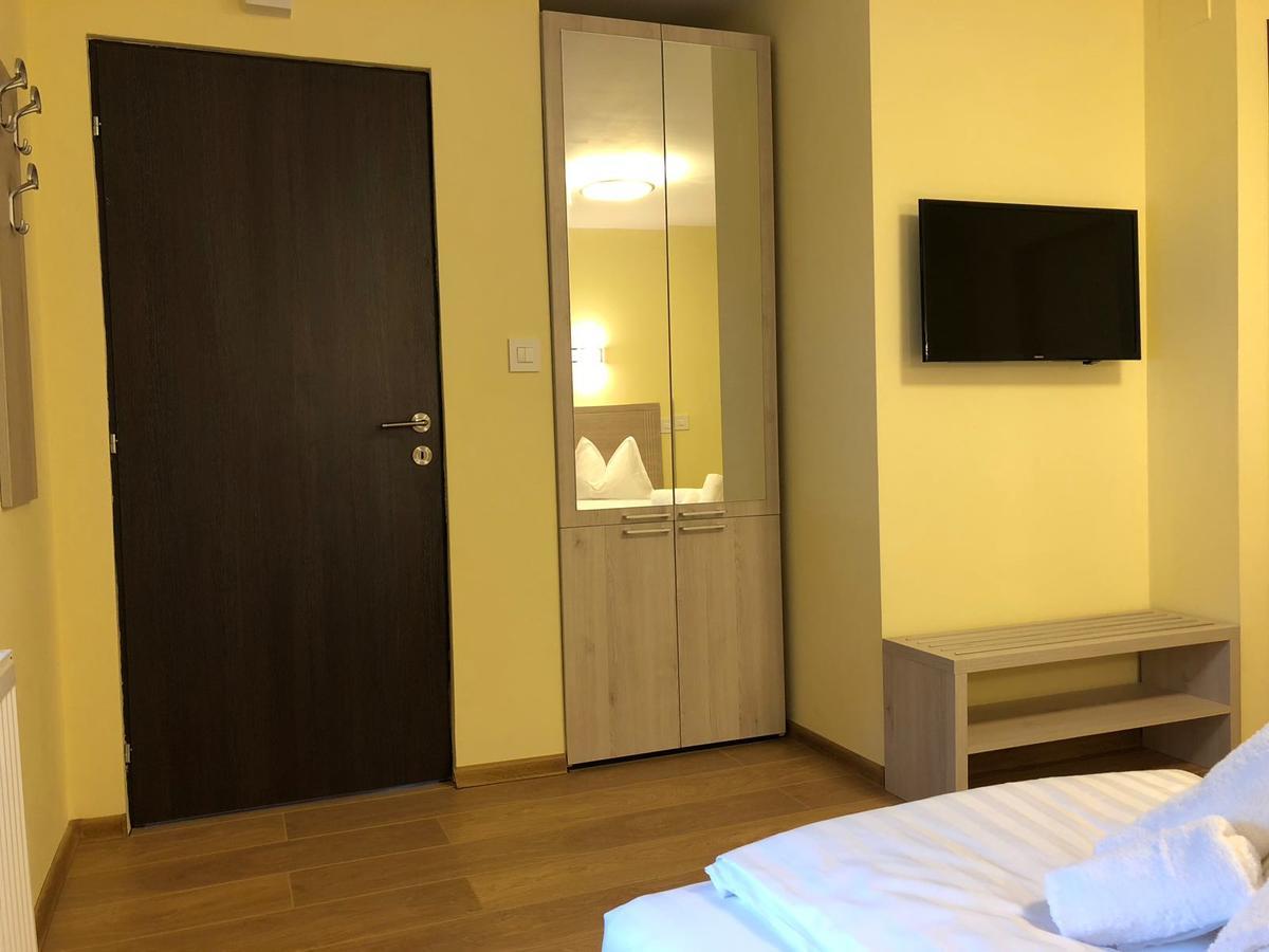 Vila Toscana Timisoara Luaran gambar